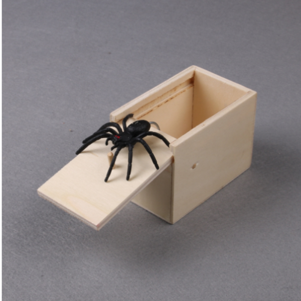 Wooden box spoof little insect box scary toy