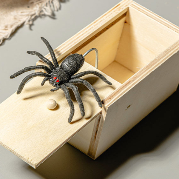 Wooden box spoof little insect box scary toy