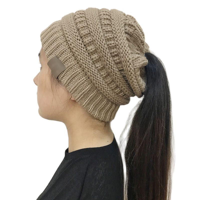 Women's round top knitting hat