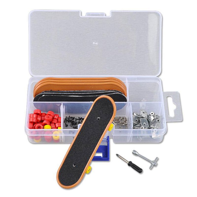 Plastic Mini finger skateboard desktop game