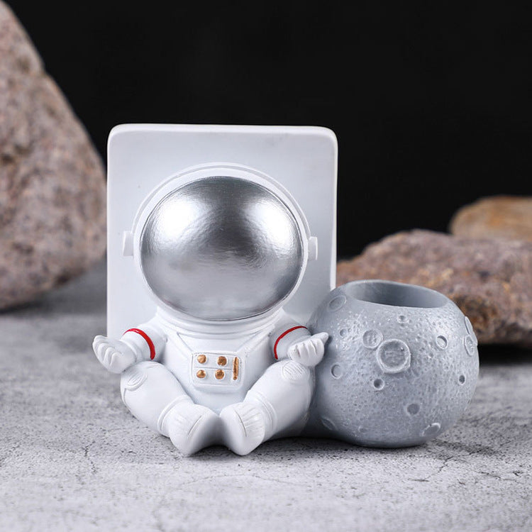 Astronaut Model mobile phone holder small night light